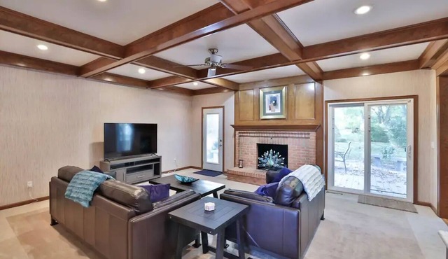 Luxurious 4BR Dream Home in the Heart of Loveland!