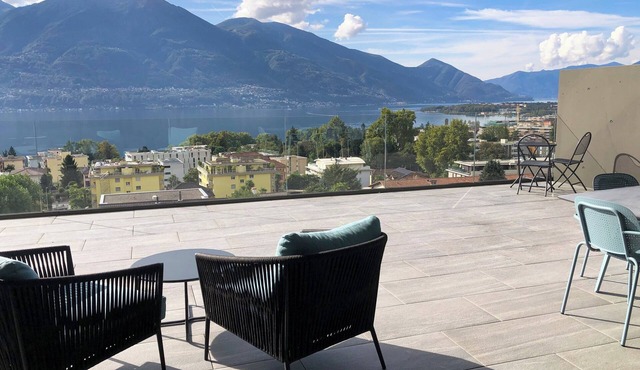 Luxurious 5-Star Apartment with Exceptional Lake and Mountain Views in Minusio
