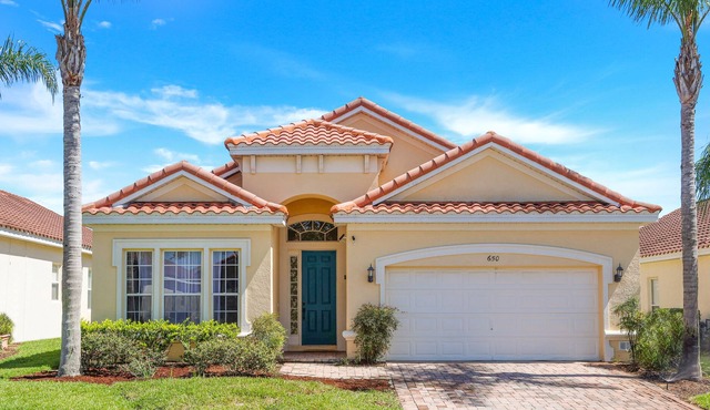 Luxurious 5BD/4BA House Private Heated Pool Karaoke in Playroom Close to Disney