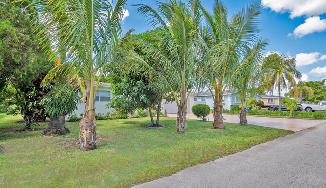 Luxurious 5bed and 3bath