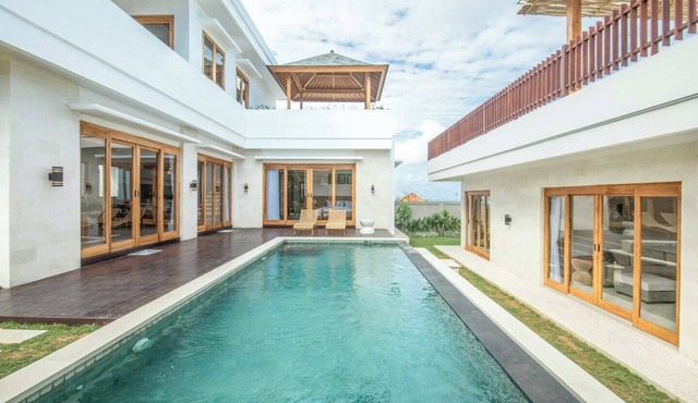 Luxurious 6 BR with Sea View, 5 mins to Savaya