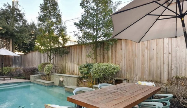 Luxurious 6BR/3.5 Wifi And Pool
