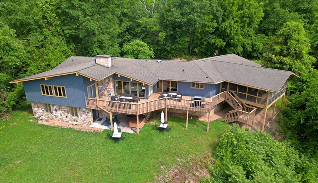Luxurious 7 acre/7 bedroom/7 bath mountain estate.n
