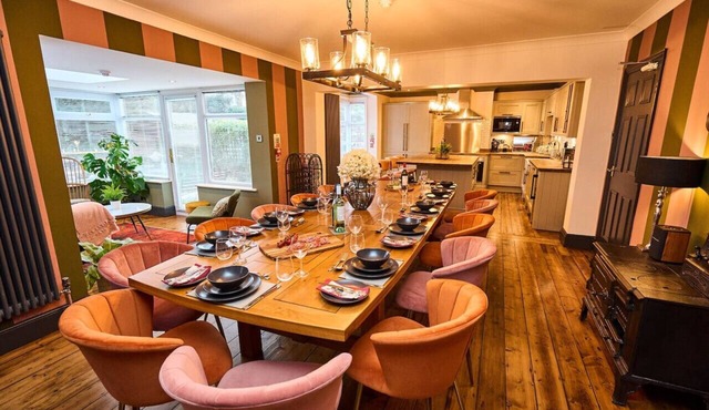 Luxurious 7BR 6BA; Elegant Living Spaces, Fire Pit