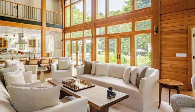 Luxurious 8 Bedroom Retreat with Pool East Hampton