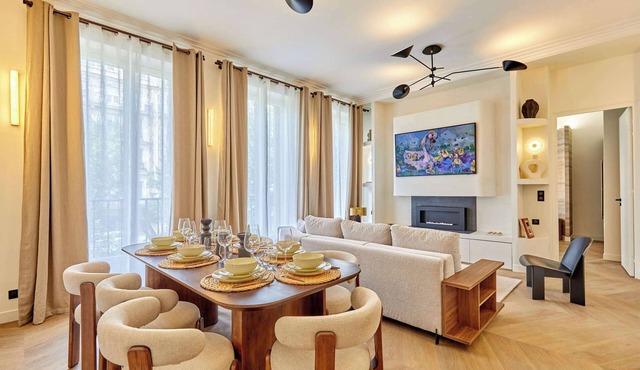 Luxurious AC apartment Beaubourg Le Marais