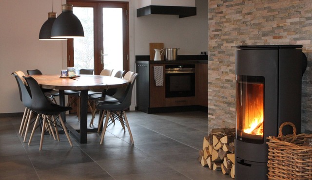 Luxurious and cozy chalet - right on the slopes - free WiFi&Netflix- Alpe d'Huez