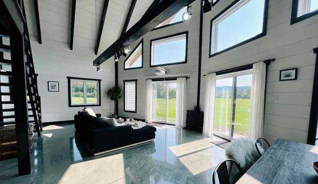 Luxurious and Private Chalet Le Million
