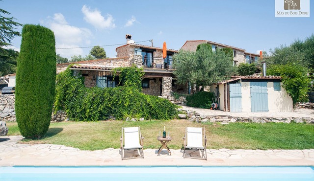 Luxurious and Family friendly Olive Farm House Apartment with beautiful interior