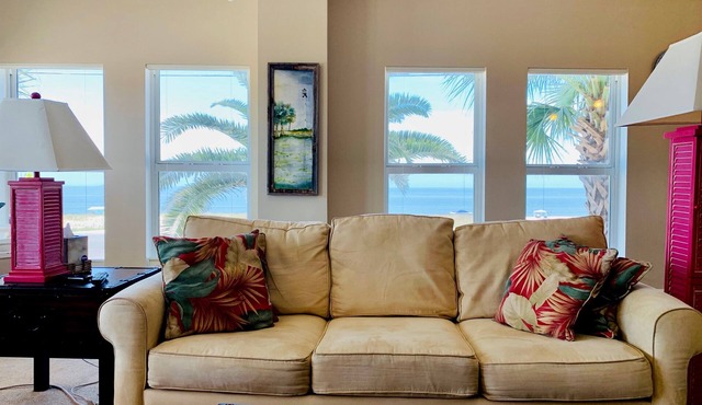 Luxurious and huge 3 BD/3 BA Directly across from Beach! Pool Outside your Door!
