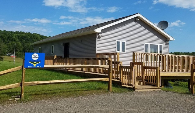 Luxurious and new, under 10 mins to All Star Village