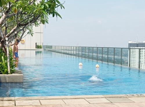 Luxurious Apartement Lebak Bulus near MRT