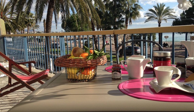 Luxurious Appt 2P - Terrace on the sea - Parking - Wifi - HIPPODROME