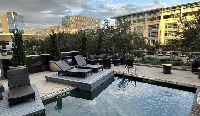 Luxurious apt. Fully furnished