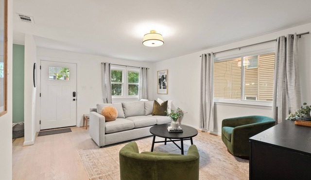 Luxurious Arlington Pentagon City walk to Metro