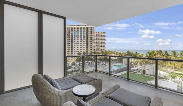 Luxurious Atlantic Suite in Bal Harbour 5-Star Resort!