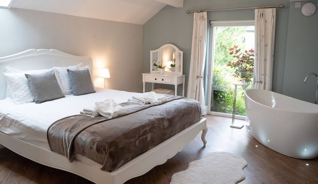 Luxurious Barn Conversion in the Peak District