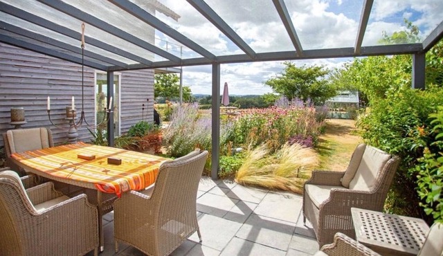 Luxurious Bath Country House with Panoramic Views