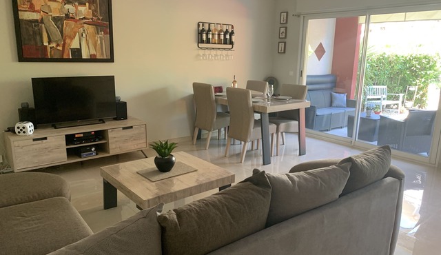 Luxurious Beach Apartment, Juan Les Pins