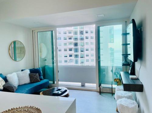 Luxurious Beach Front Condo in Playas Tijuana