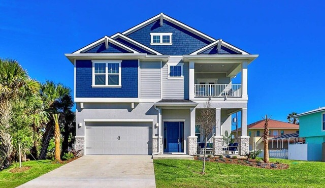 Luxurious Beach House with heated pool