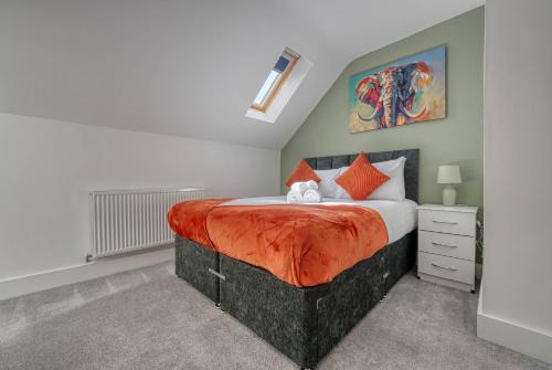 Luxurious Birmingham Home Private Parking WiFi - near to NEC and QEH