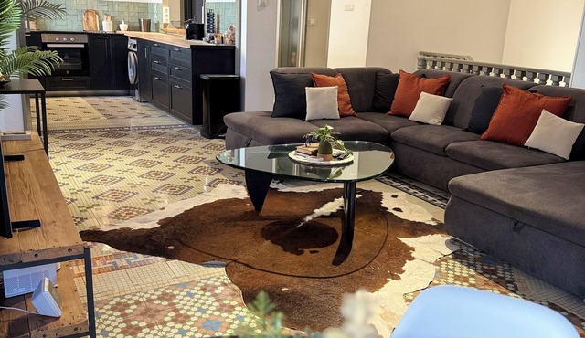 Luxurious boutique apartment, central Alicante - perfect for city and beach