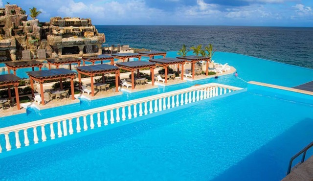 ¡ Luxurious Brand New Listed Villa With 5 Br- 5 Bt In Sosua !