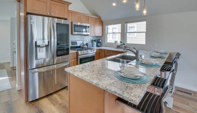 Luxurious Bungalow - Downtown Rapid City