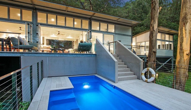 Luxurious bush retreat with amazing bay views, pool and hot tub
