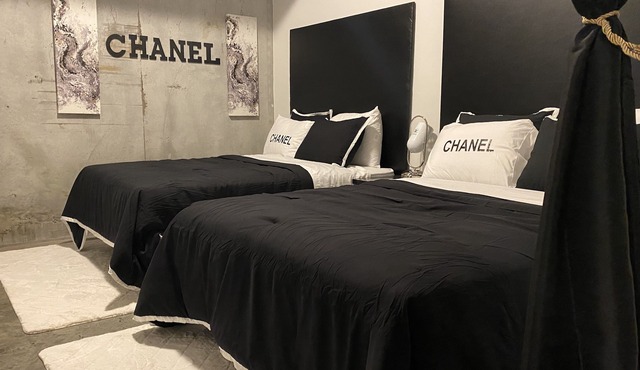 Luxurious Chanel Condo. Downtown Atl