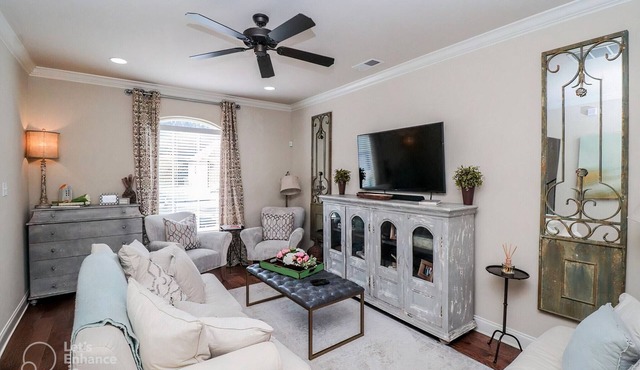 Luxurious condo minutes from Ole Miss & the Square