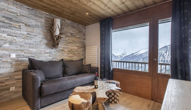 Luxurious & Cosy in the Heart of Courchevel! #PRAZ
