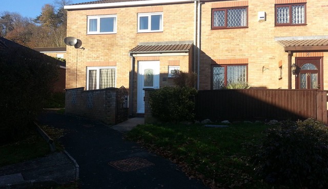 LUXURIOUS DINGLE CORNER