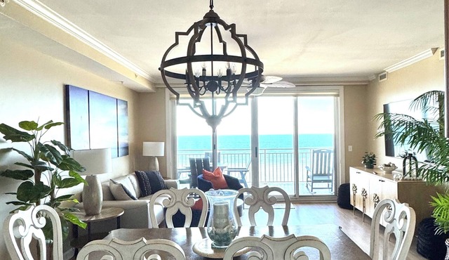 Luxurious Dolphin Heaven on the 10th floor