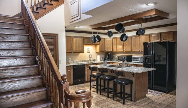Luxurious Downtown Townhouse