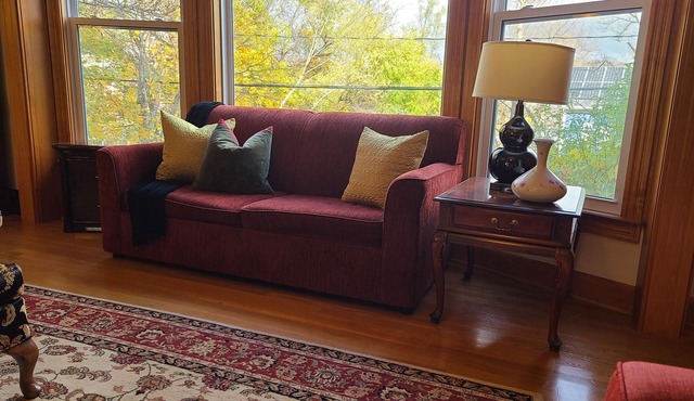 Luxurious & Elegant With Waterfalls & Water Views