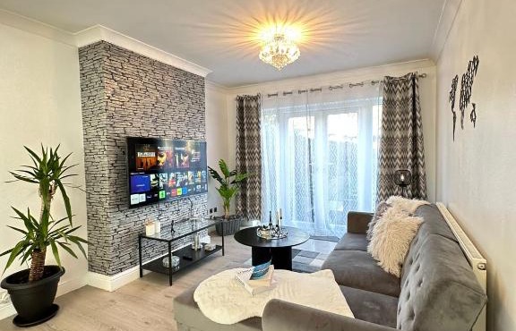 Luxurious family home in West Midlands