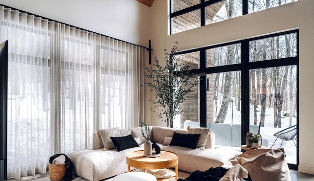 Luxurious Forest Retreat near Tremblant