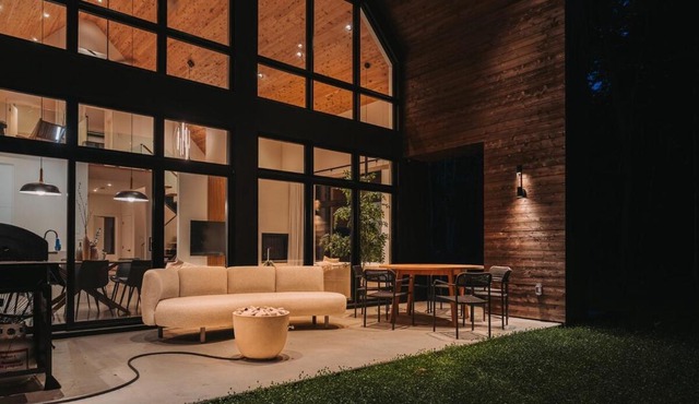 Luxurious Forest Retreat near Tremblant