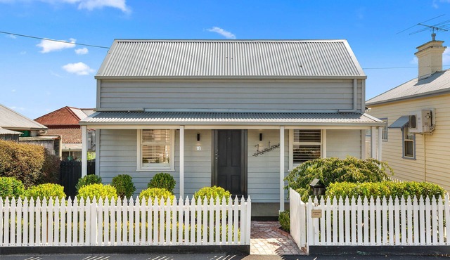 ★ Luxurious Geelong Cottage ★ Walk Everywhere ★ WiFi