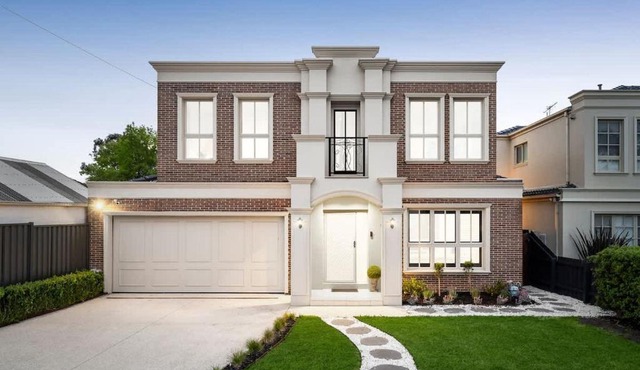 Luxurious Georgian Style Family Home with Cinema