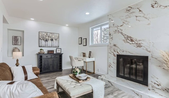 Luxurious getaway near Olde Town Arvada
