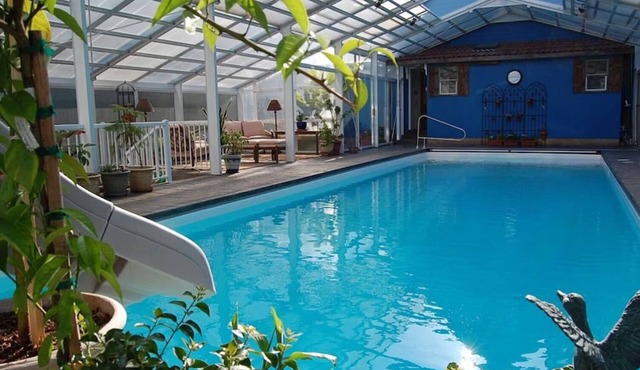 Luxurious Glamping Tent with heated indoor pool