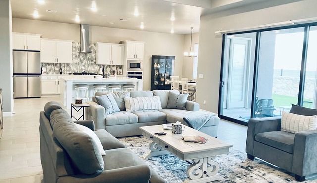 Luxurious Golf Course Retreat w/Backyard & Game Room