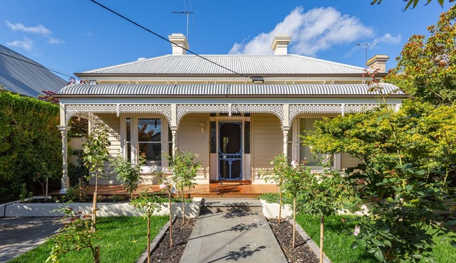 Luxurious heritage home with gorgeous garden in central Moonee Ponds