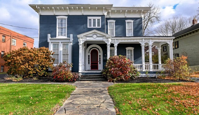 Luxurious Historic Victorian