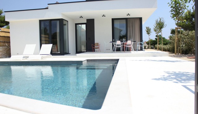Luxurious holiday house Sunny Garden for 4+2 persons