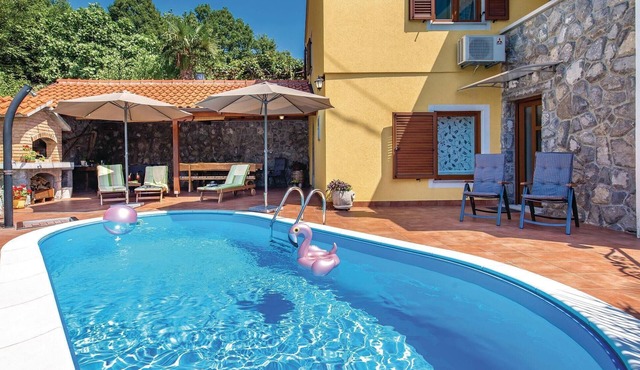 Luxurious home in Bregi