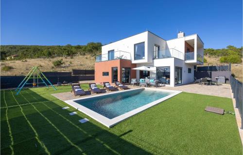 Luxurious Home In Dicmo